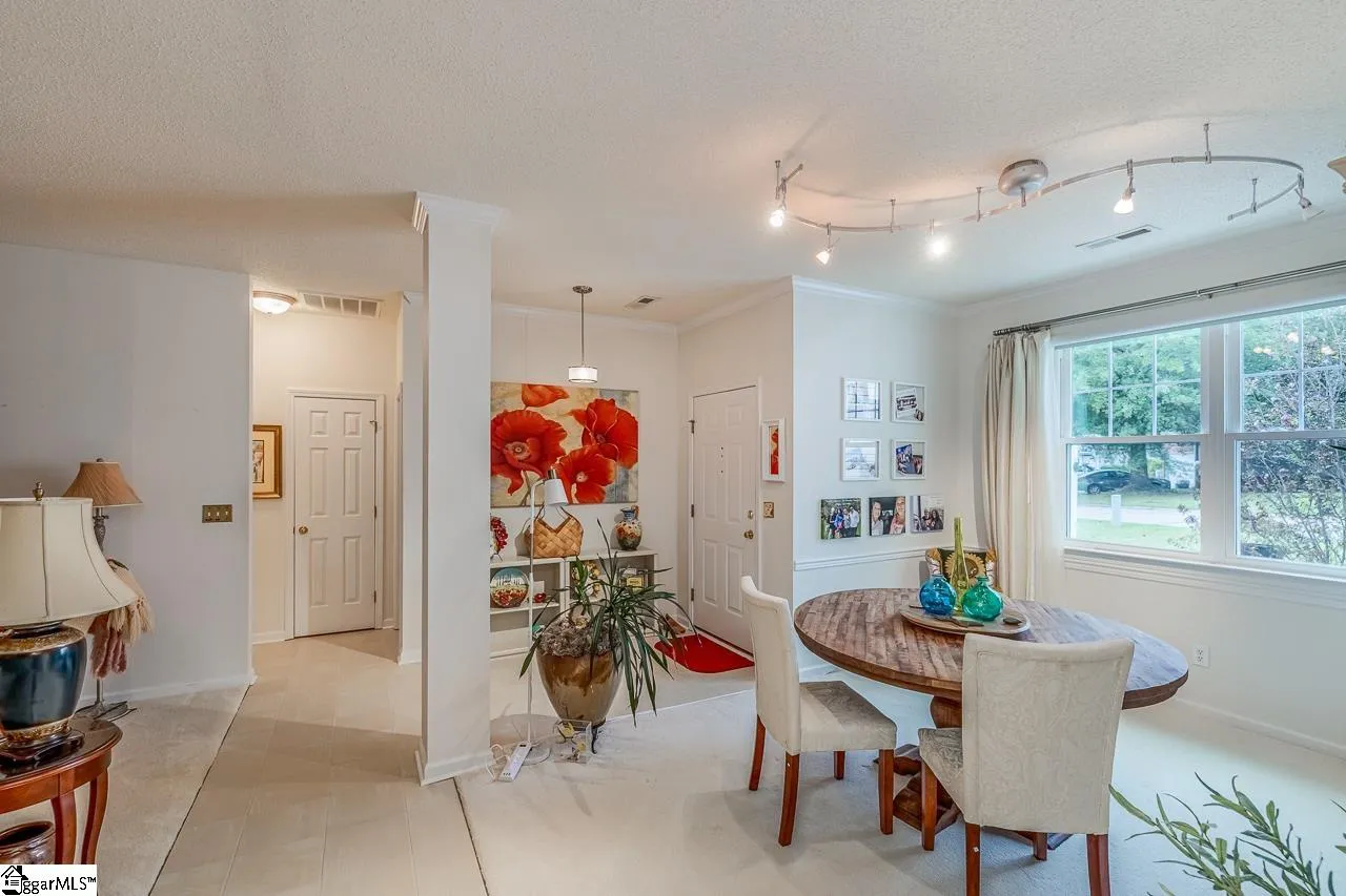 Property image 2 at 8 Chablis Court, Mauldin, SC 29662