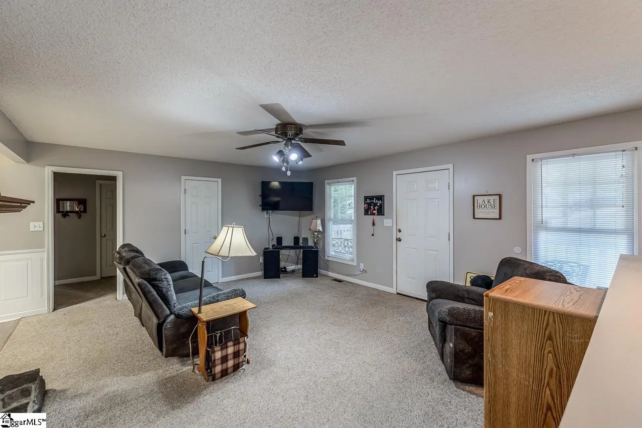 Property image 5 at 285 Joann Circle, Fair Play, SC 29643