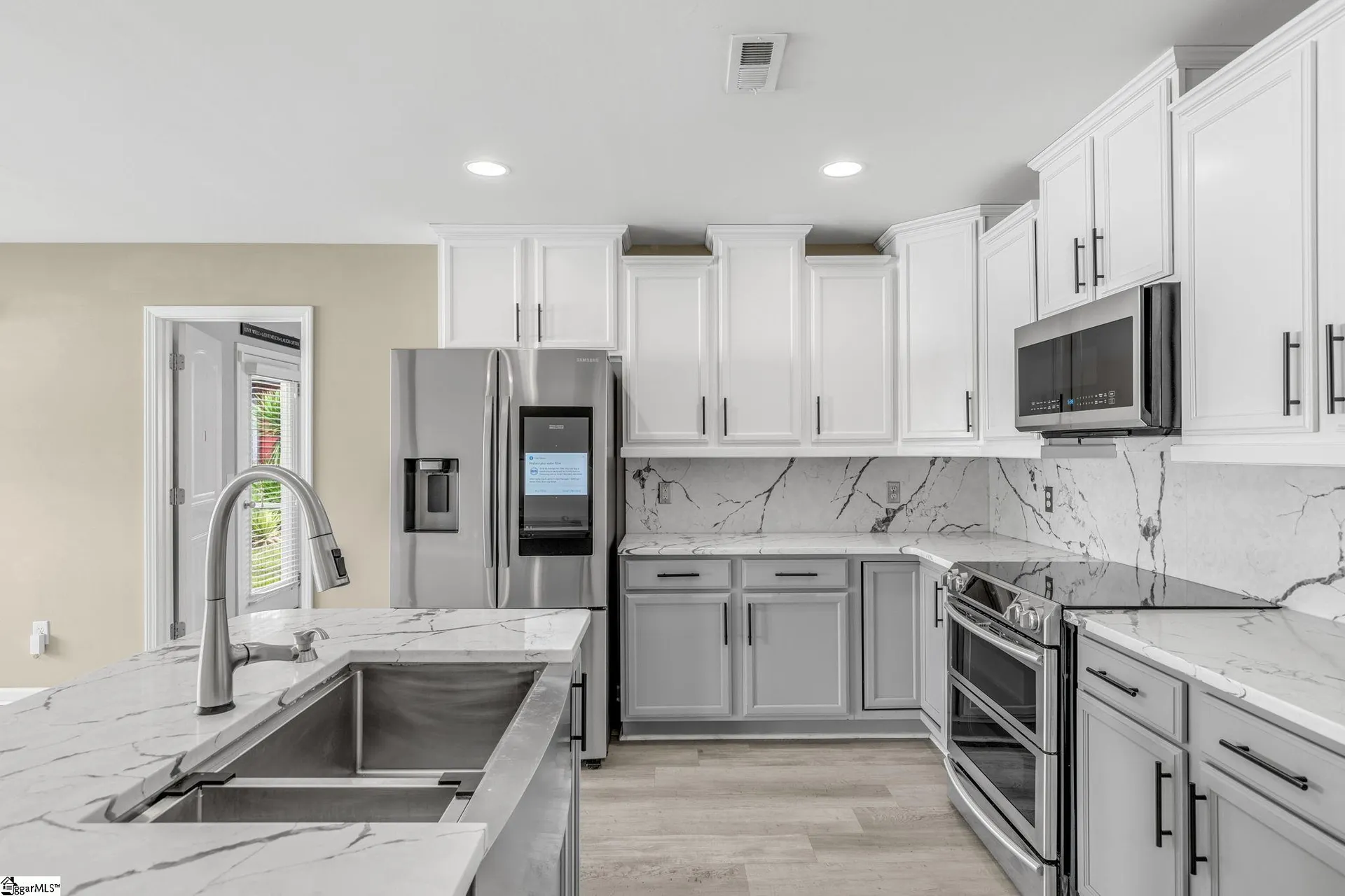 Property image 4 at 320 Terilyn Court, Greenville, SC 29611