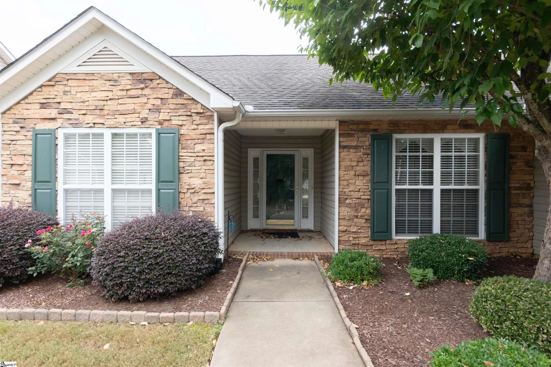 Property image 2 at 15 CANTERA Circle, Greenville, SC 29615
