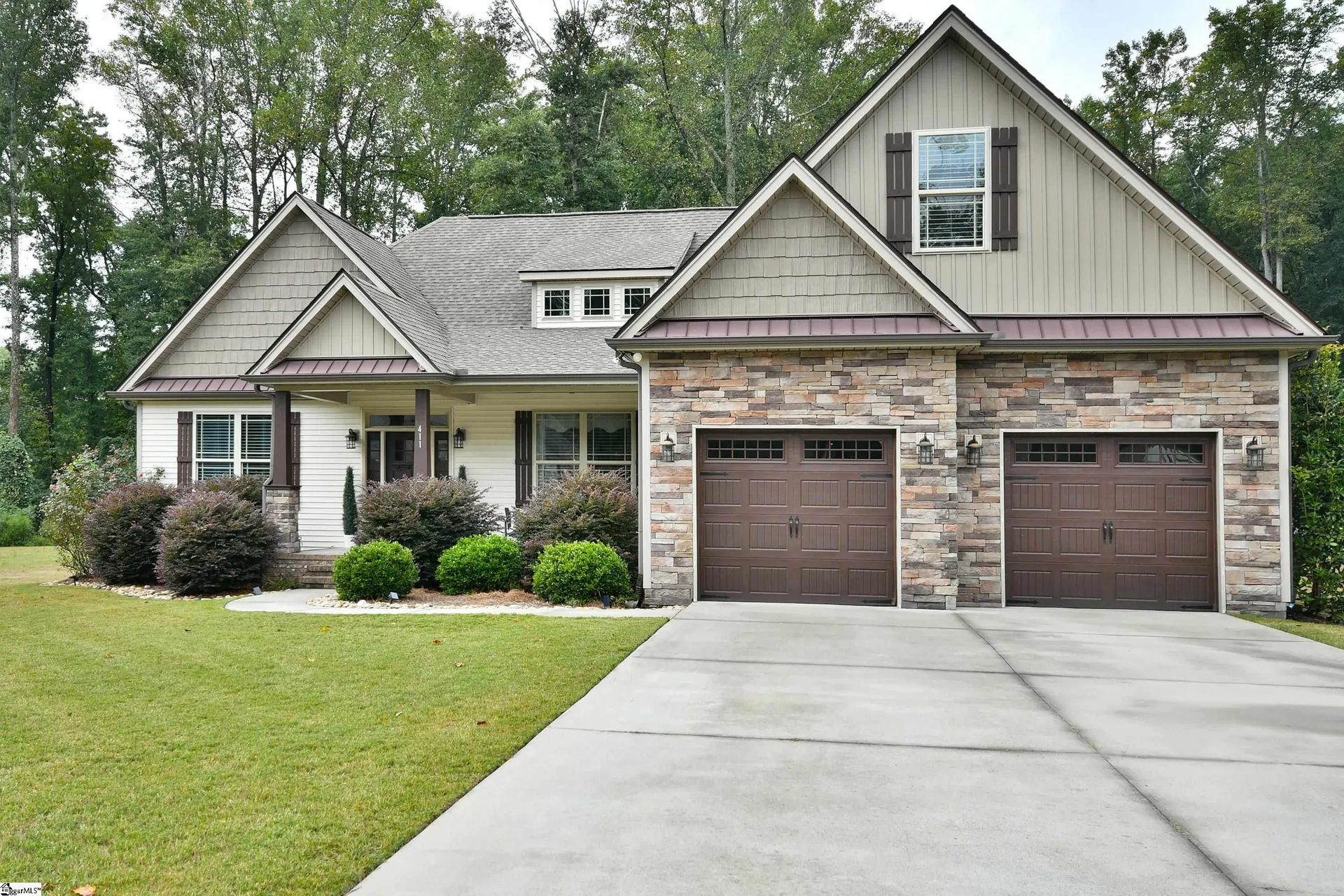 Property image 2 at 411 Oak Ridge Place, Easley, SC 29642