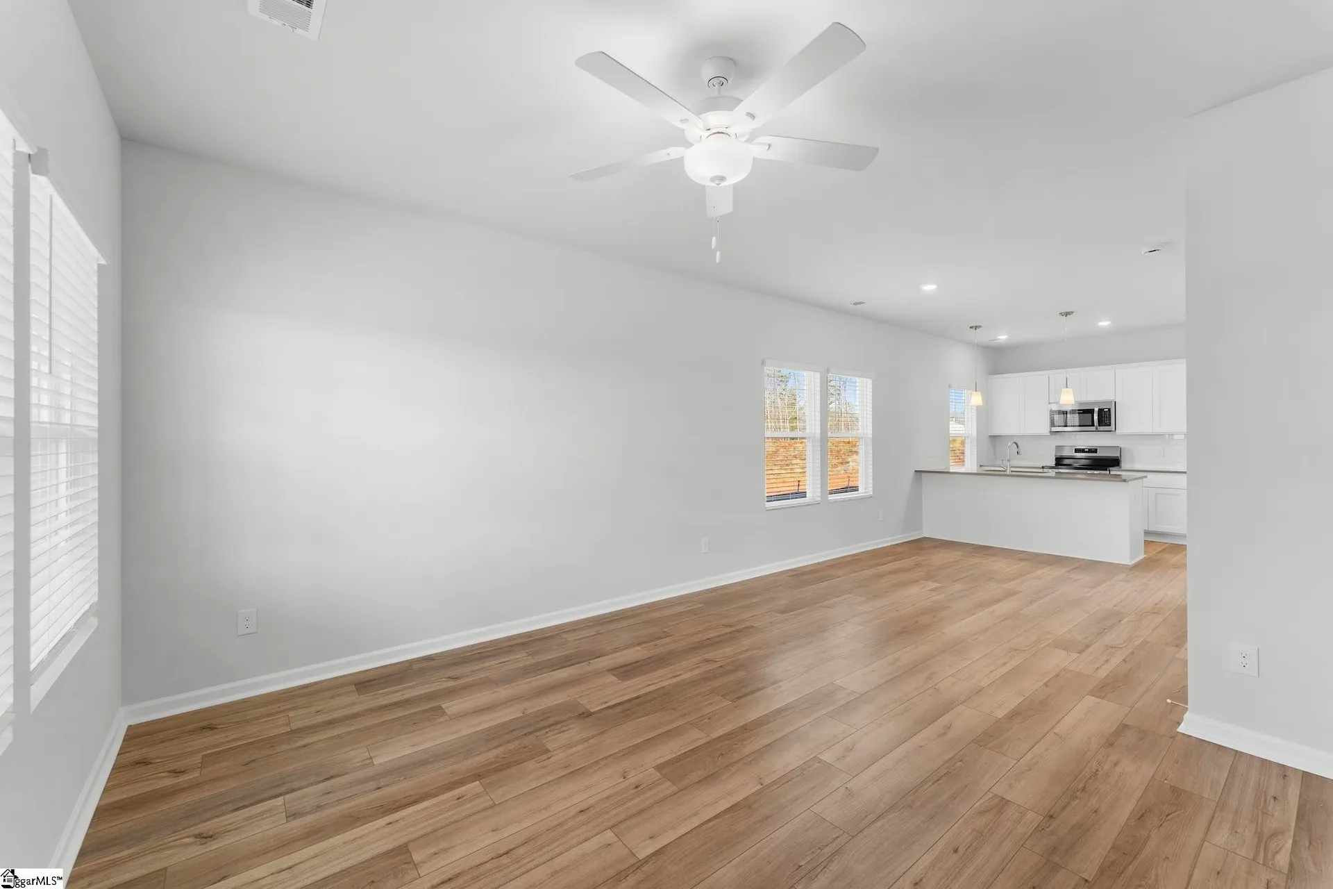 Property image 4 at 2393 Mill Loop Street, Spartanburg, SC 29301