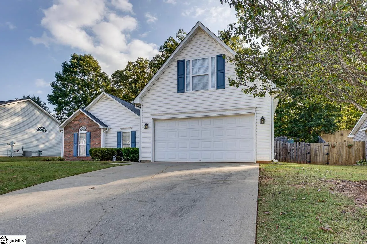 Property image 3 at 307 Cardinal Woods Way, Easley, SC 29642