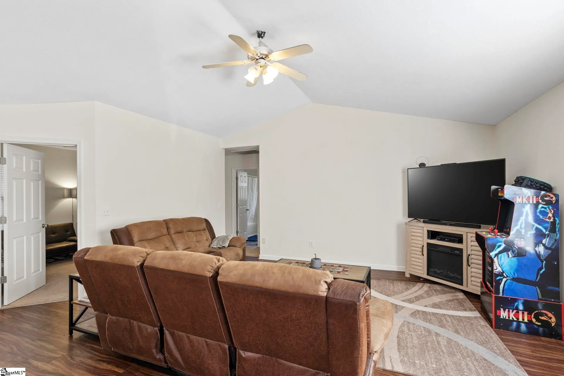 Property image 3 at 19 Waukegan Way, Taylors, SC 29687