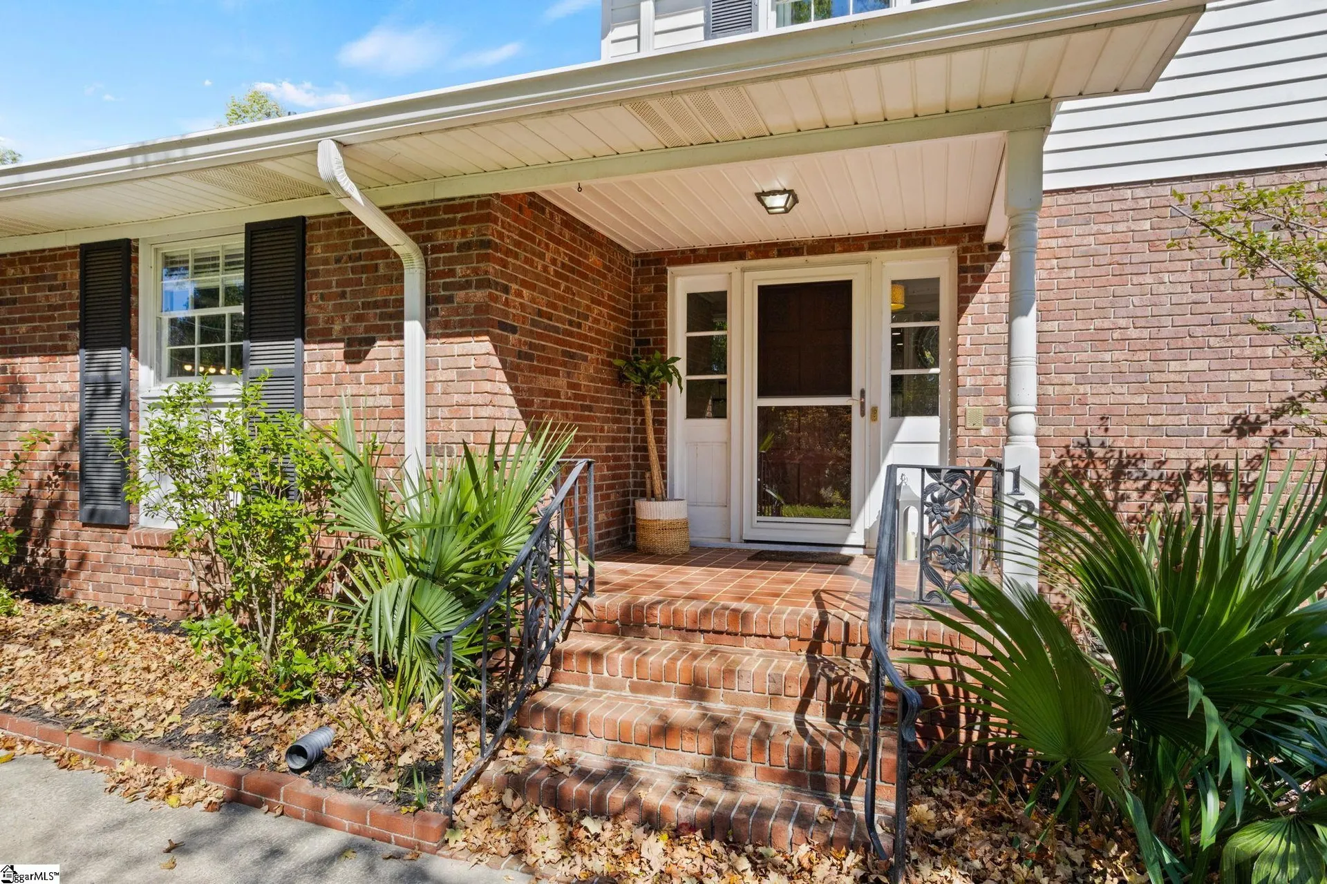Property image 3 at 12 Sunderland Drive, Greenville, SC 29611-3033