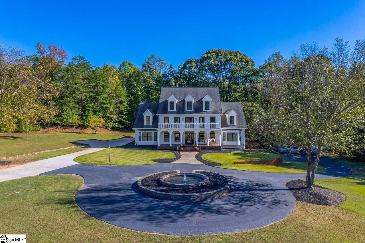 271 Ridge Way
