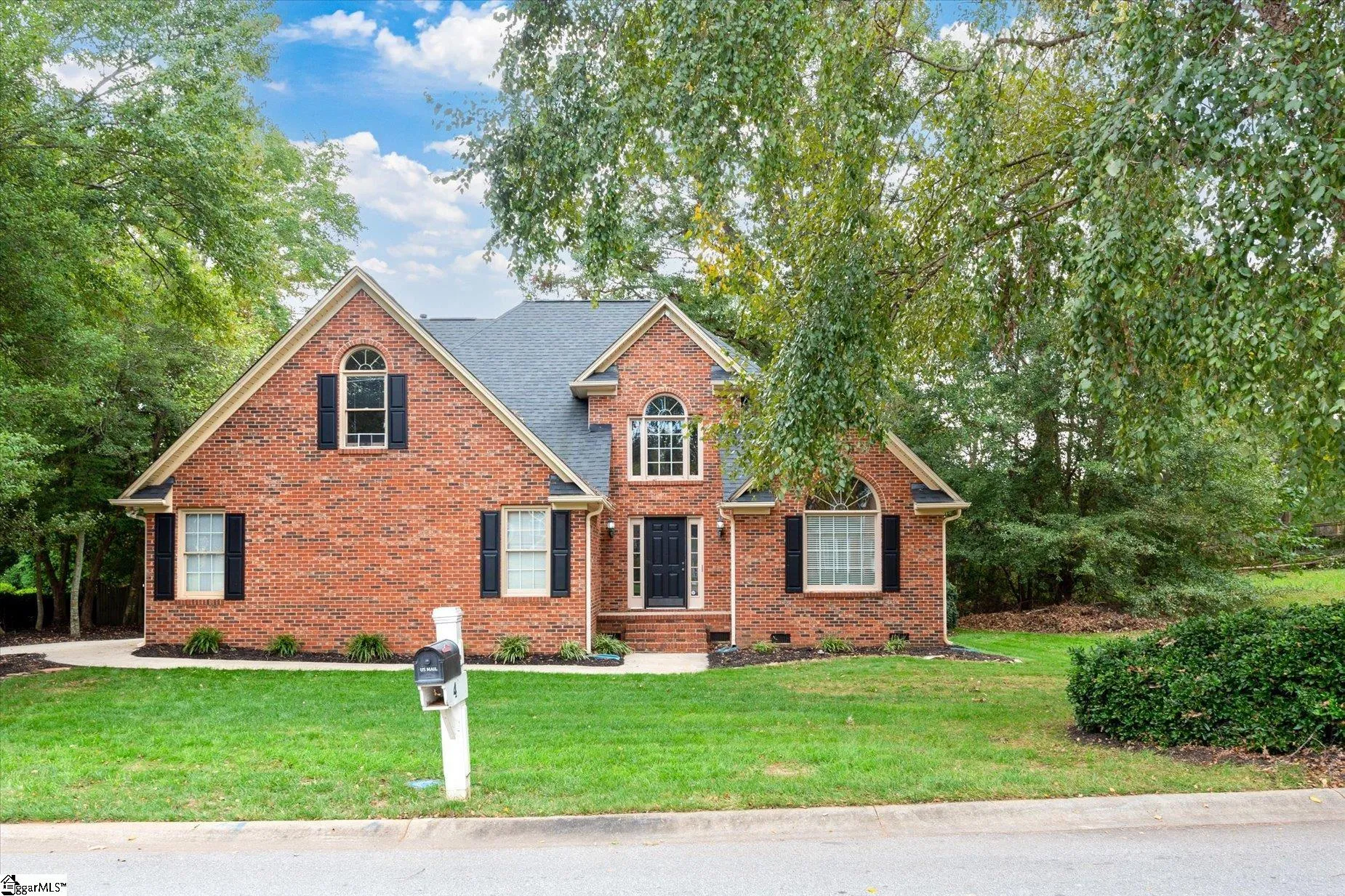 Property image 2 at 4 Plum Creek Lane, Greenville, SC 29607