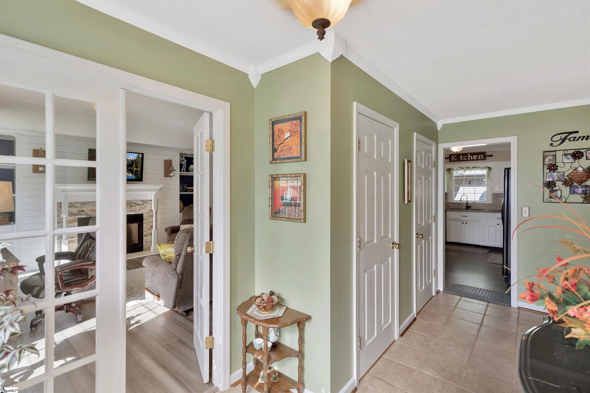 Property image 3 at 313 Delphi Drive, Seneca, SC 29672