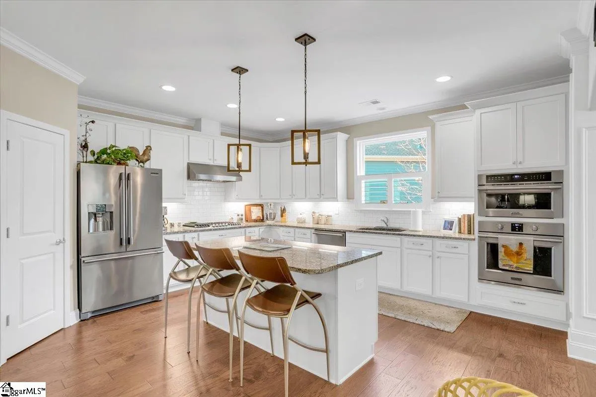 Property image 3 at 302 Grayson Drive, Travelers Rest, SC 29690
