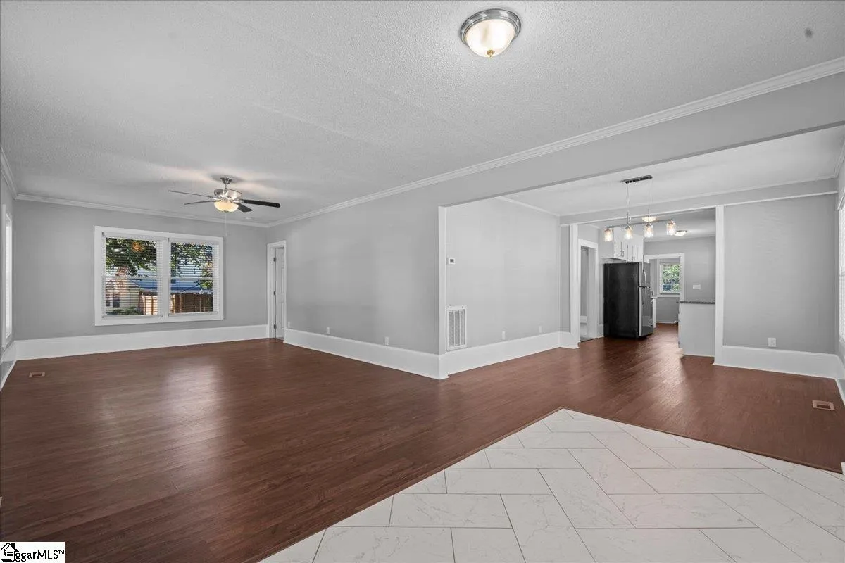 Property image 3 at 208 Brookdale Avenue, Greenville, SC 29607