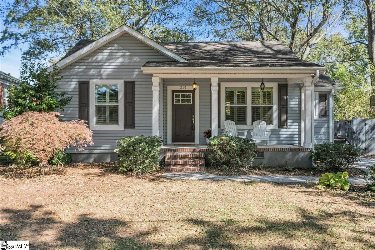 Property image 2 at 314 Willow Springs Drive, Greenville, SC 29607