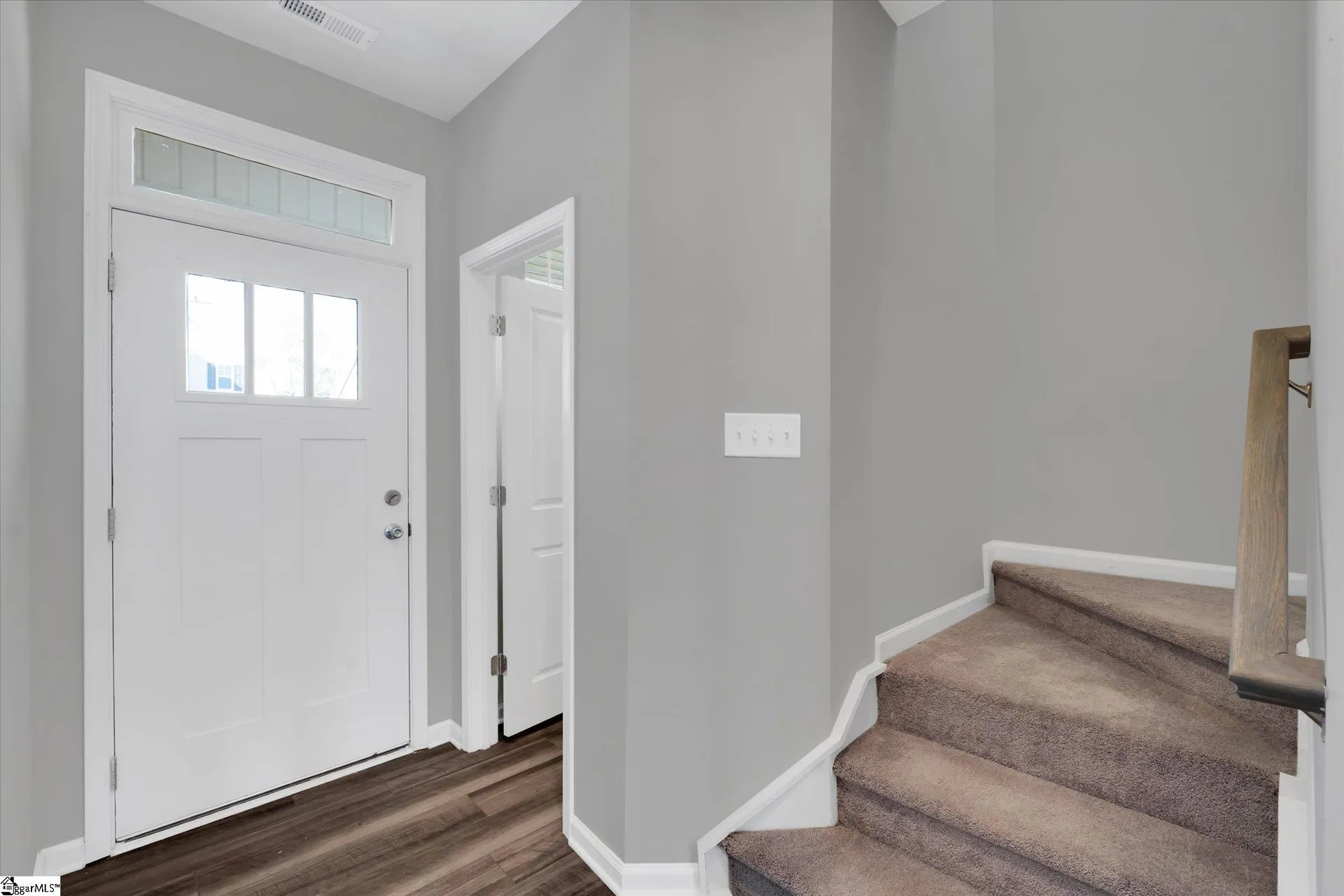 308 E Compass Way