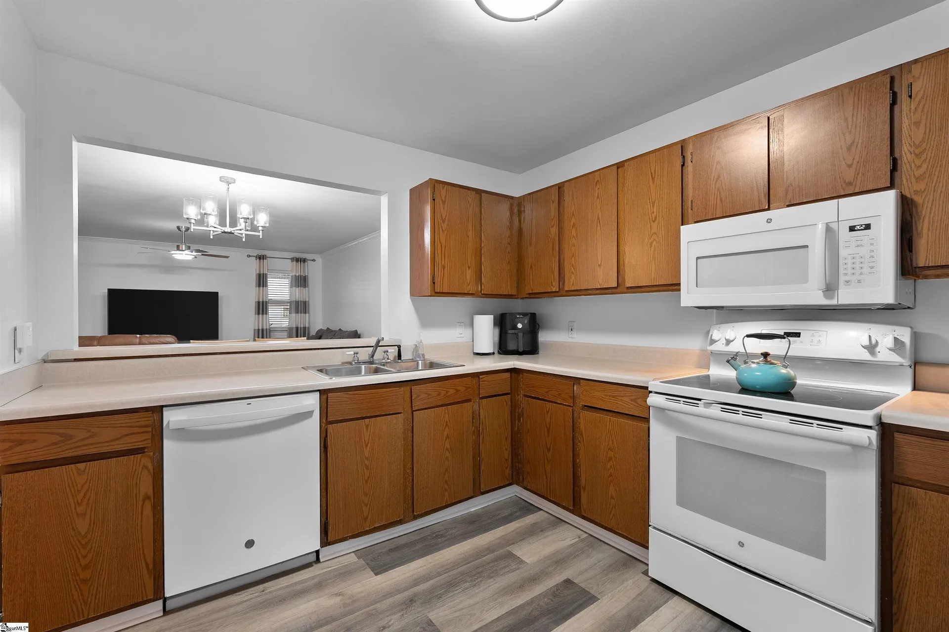Property image 3 at 40 Shockley Street, Taylors, SC 29687-2527
