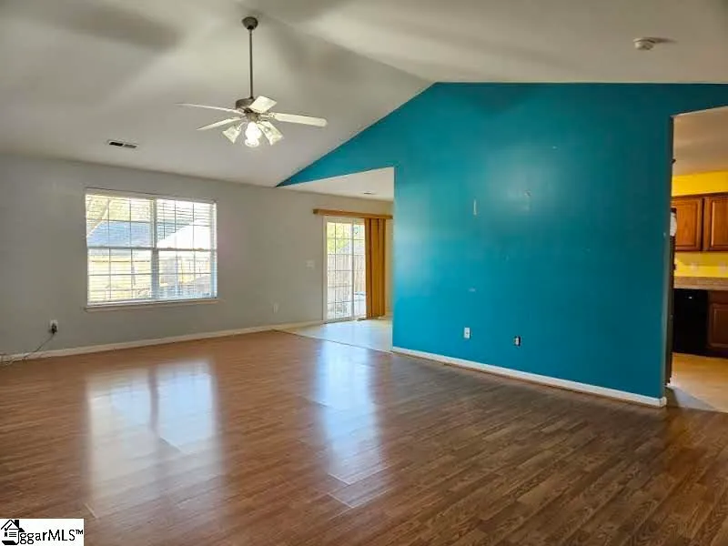 Property image 2 at 449 Bentridge Drive, Spartanburg, SC 29301