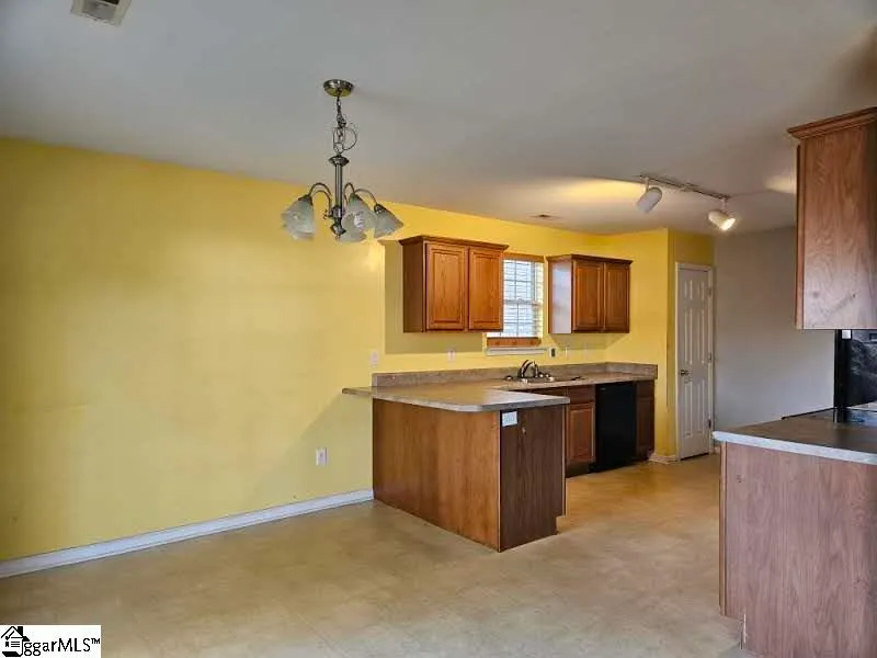 Property image 5 at 449 Bentridge Drive, Spartanburg, SC 29301
