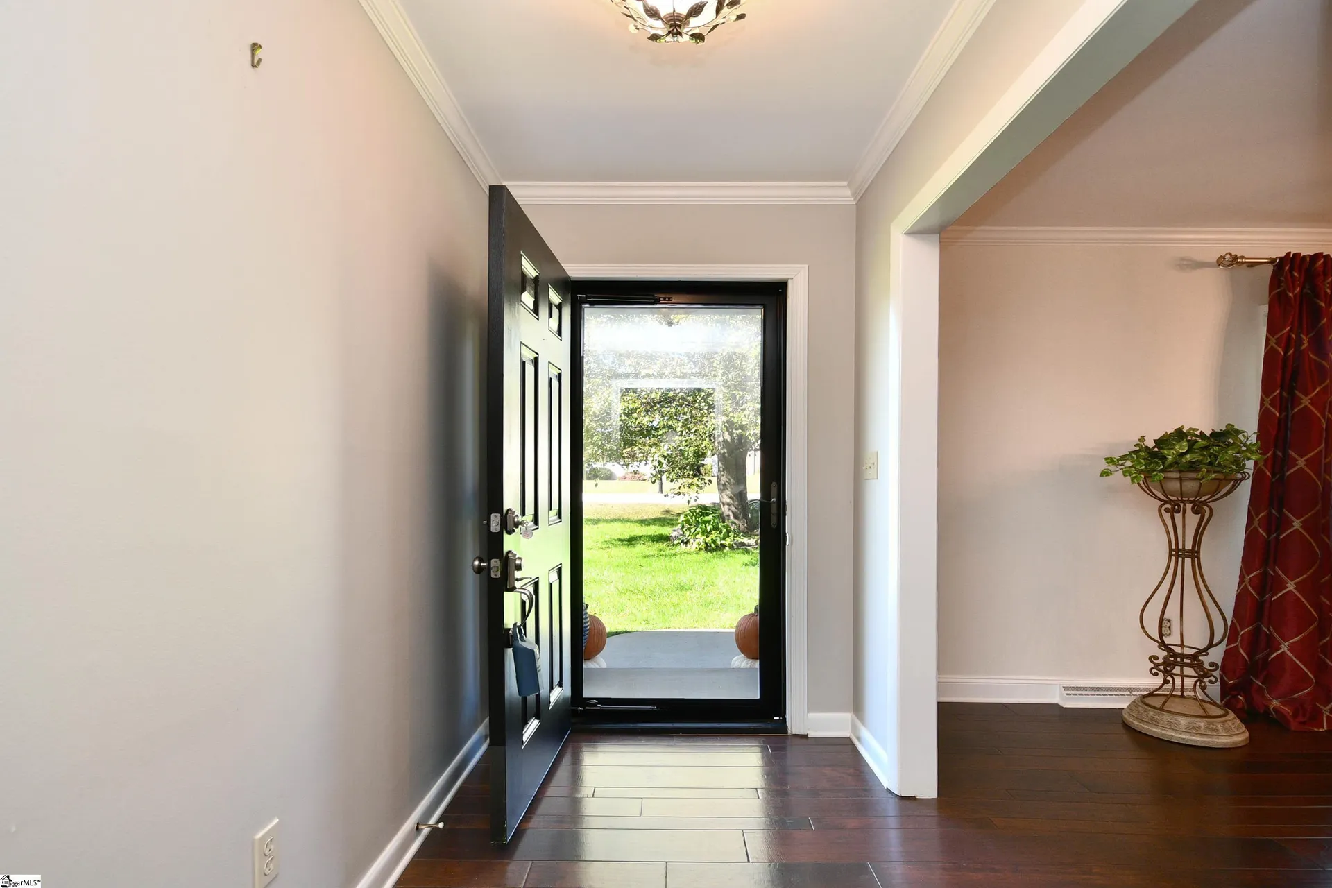 Property image 4 at 504 Butler Springs Road, Greenville, SC 29615