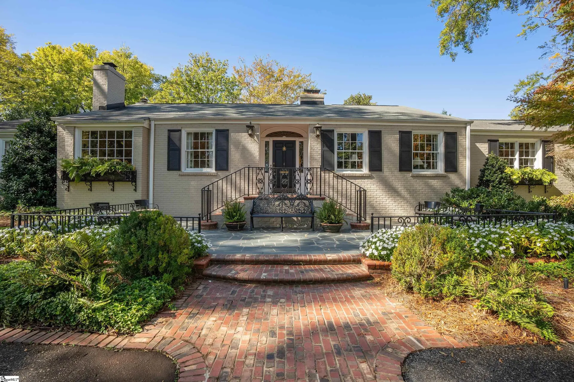Property image 3 at 4 Pine Forest Drive, Greenville, SC 29601
