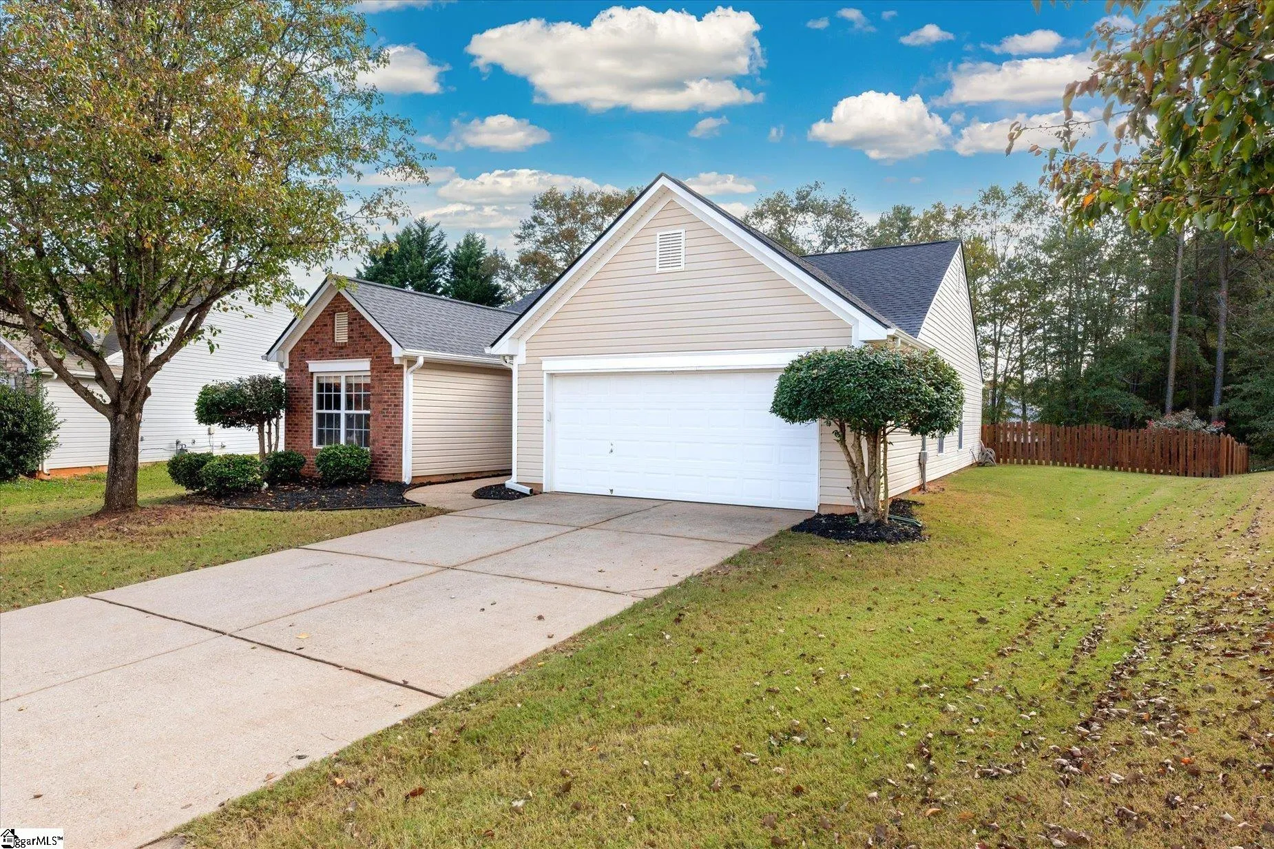 Property image 3 at 10 Comesee Court, Greenville, SC 29605