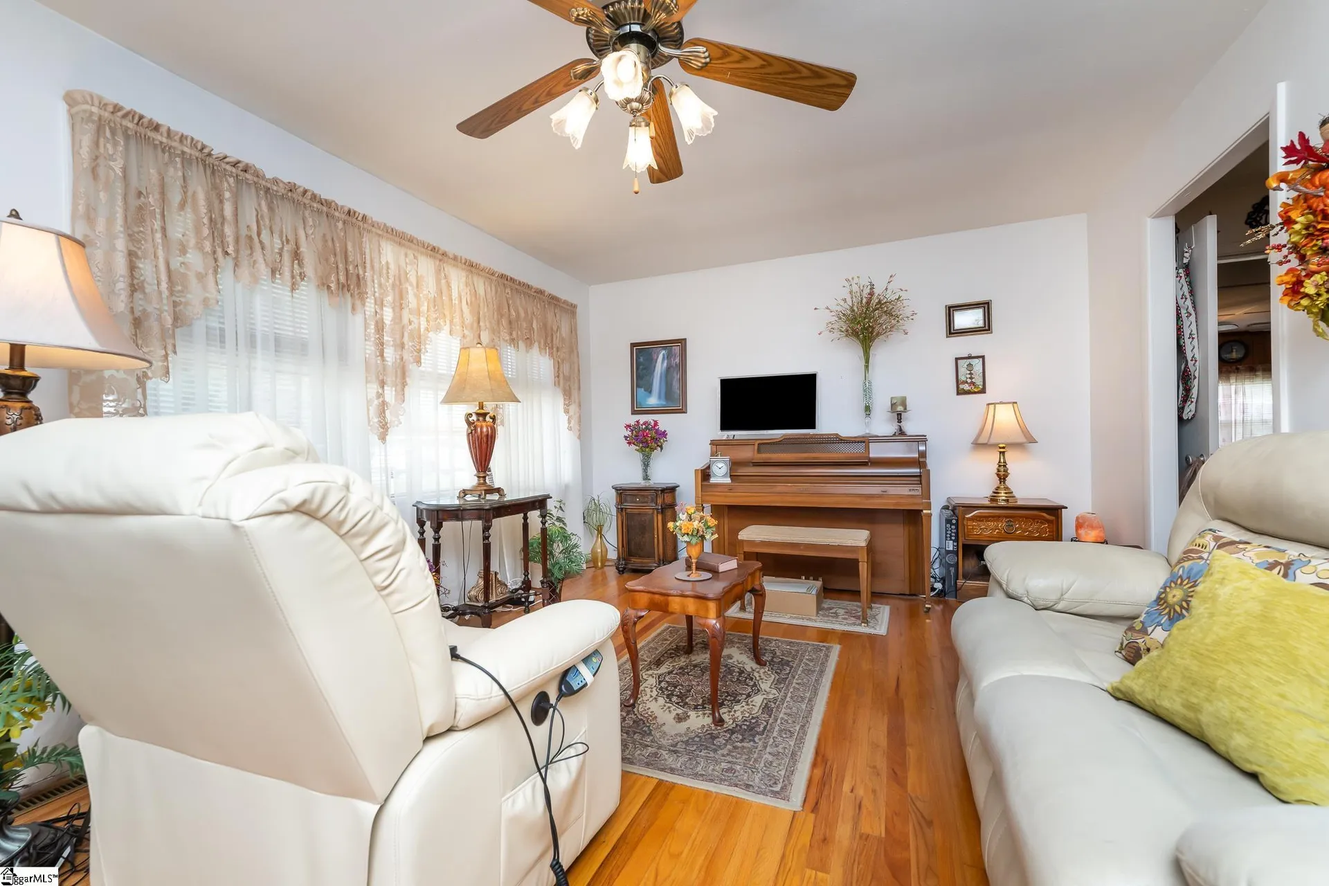 Property image 3 at 114 Vaughn Street, Greer, SC 29651