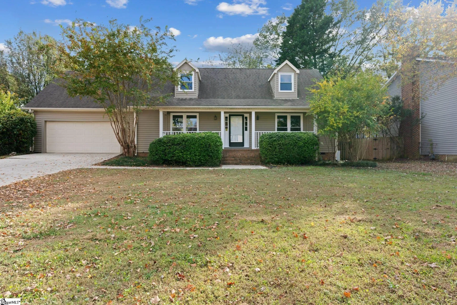 Property image 3 at 215 Hedgewood Terrace, Greer, SC 29650