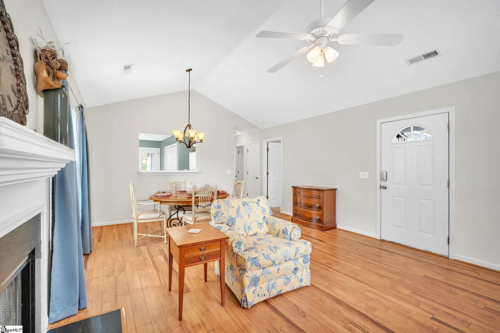 Property image 3 at 27 Bailess Court, Greer, SC 29650