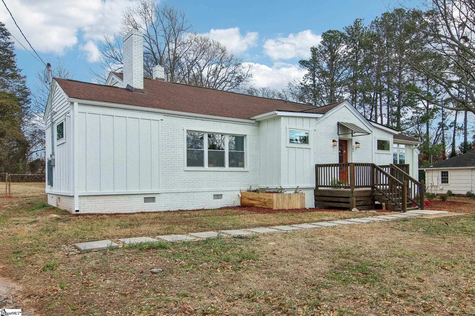 Property image 3 at 25 Holmes Drive, Greenville, SC 29609