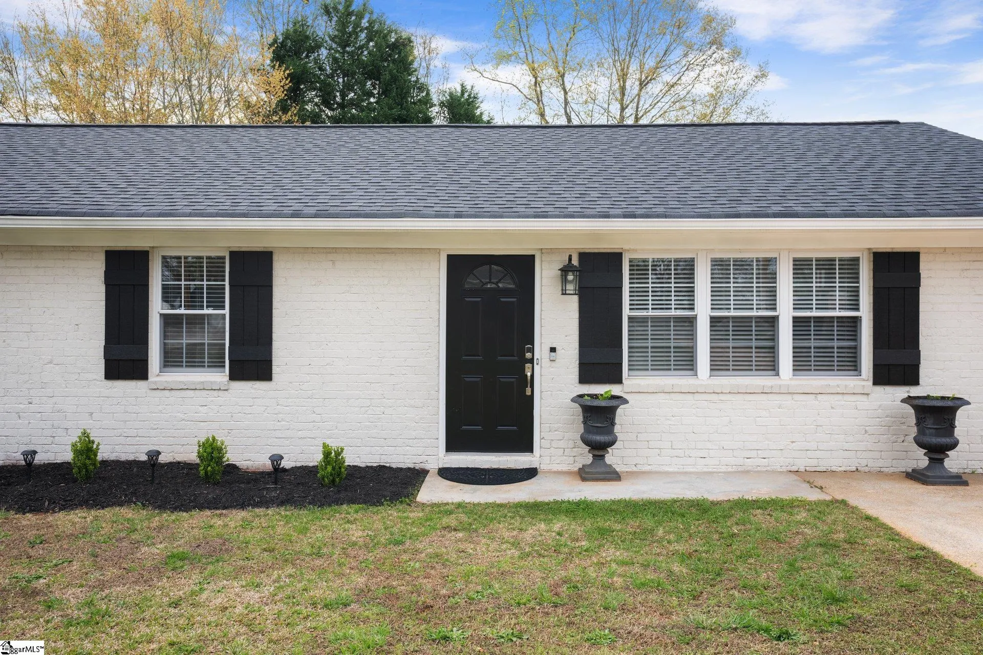 Property image 3 at 4 Bradley Boulevard, Greenville, SC 29609