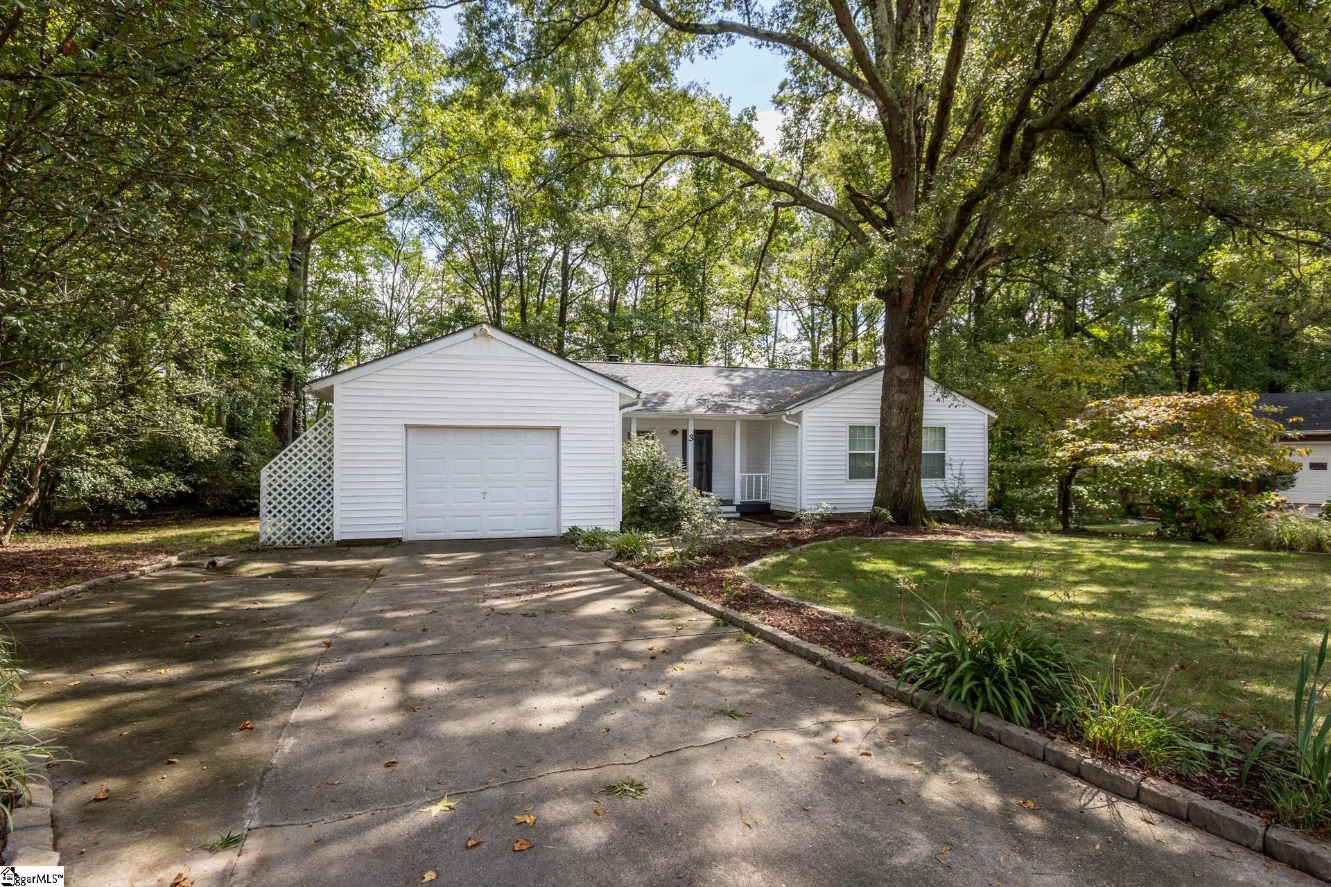 Property image 3 at 3 Oak Glen Court, Greenville, SC 29607