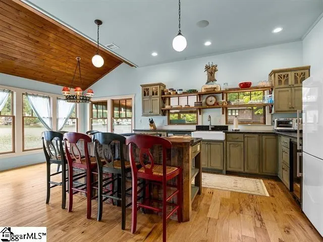 Property image 5 at 1200 E Lakeshore Drive, Landrum, SC 29356
