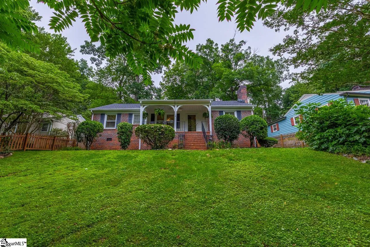 Property image 3 at 314 Chick Springs Road, Greenville, SC 29609