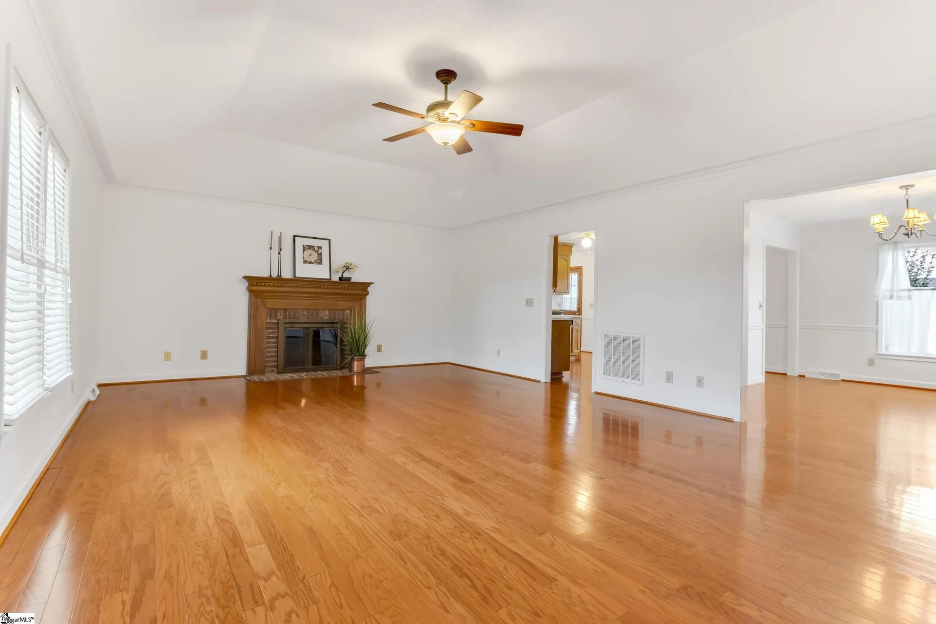 Property image 2 at 22 Summit Court, Taylors, SC 29687