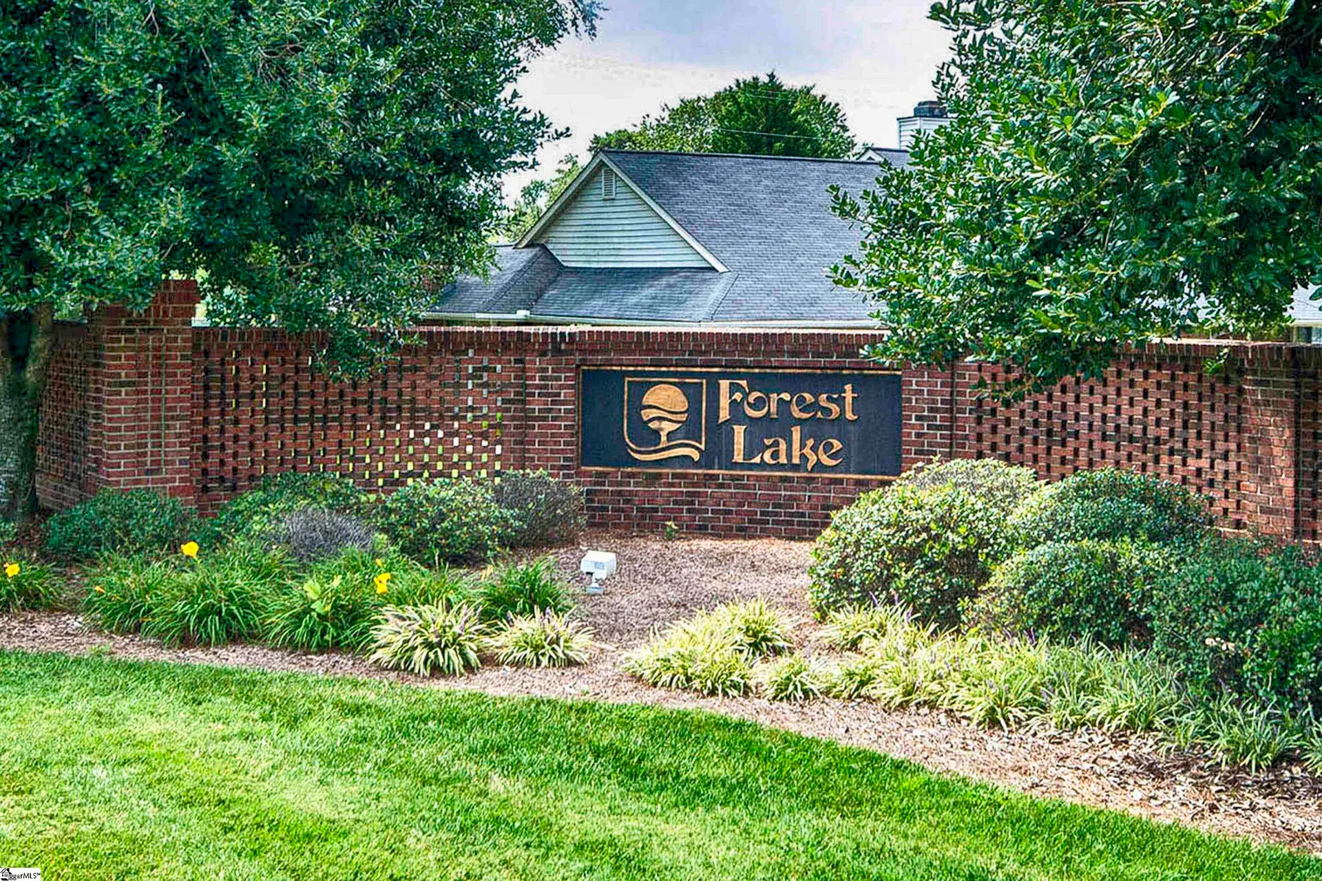 Property image 3 at 23 FOREST LAKE Drive, Simpsonville, SC 29681