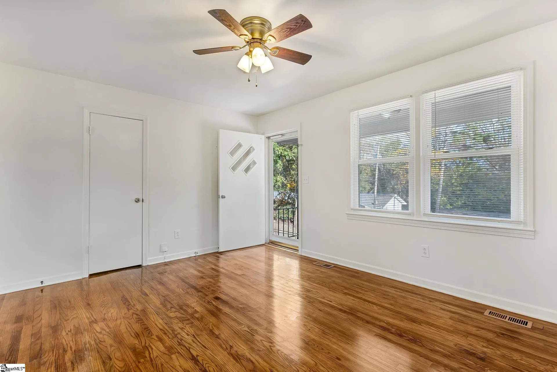 Property image 5 at 5 Sutton Drive, Taylors, SC 29687