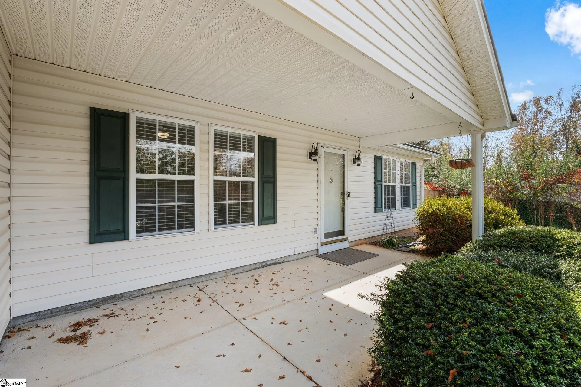 Property image 4 at 5 Burlwood Court, Taylors, SC 29687