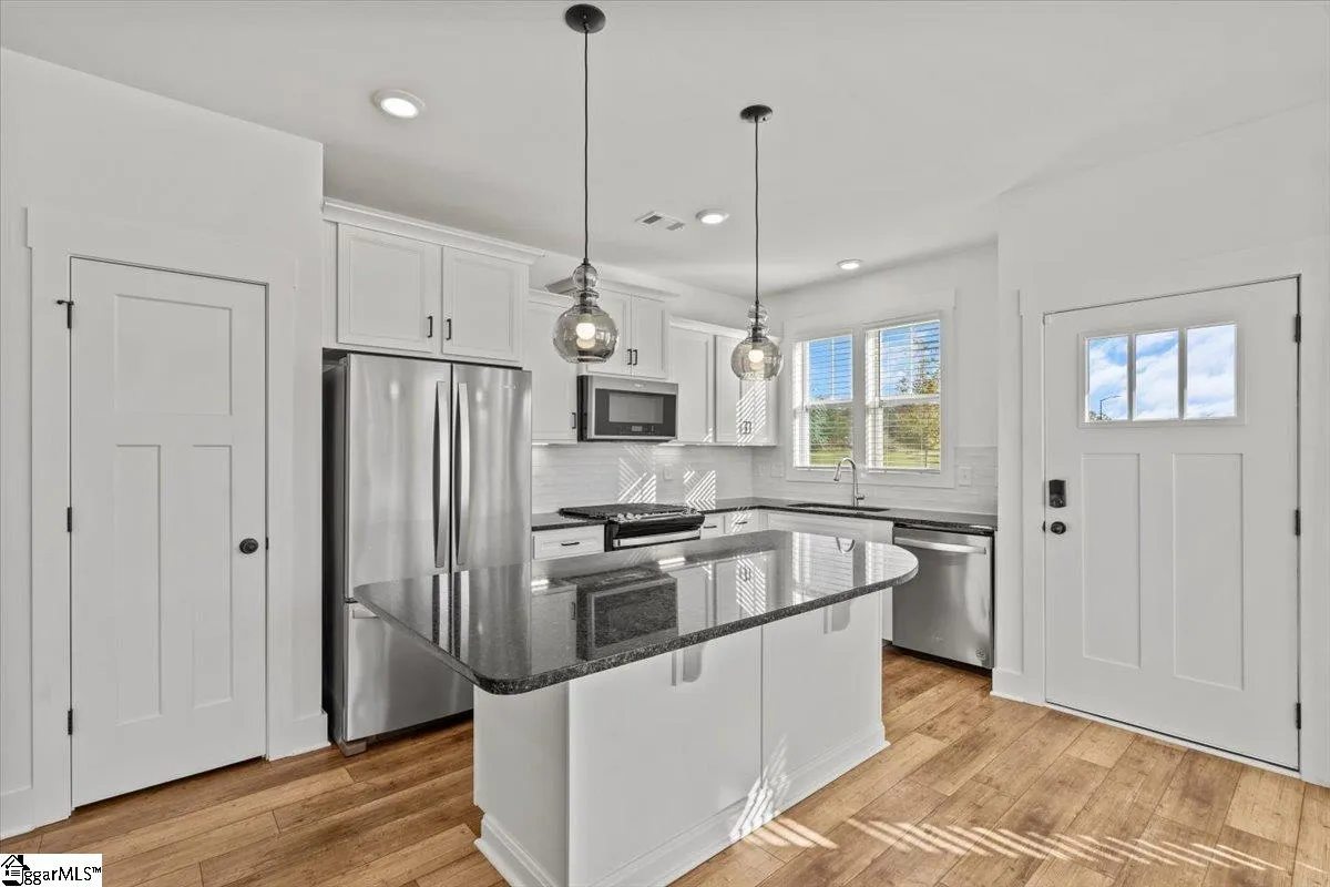 Property image 5 at 253 Dalmatian Drive, Spartanburg, SC 29307