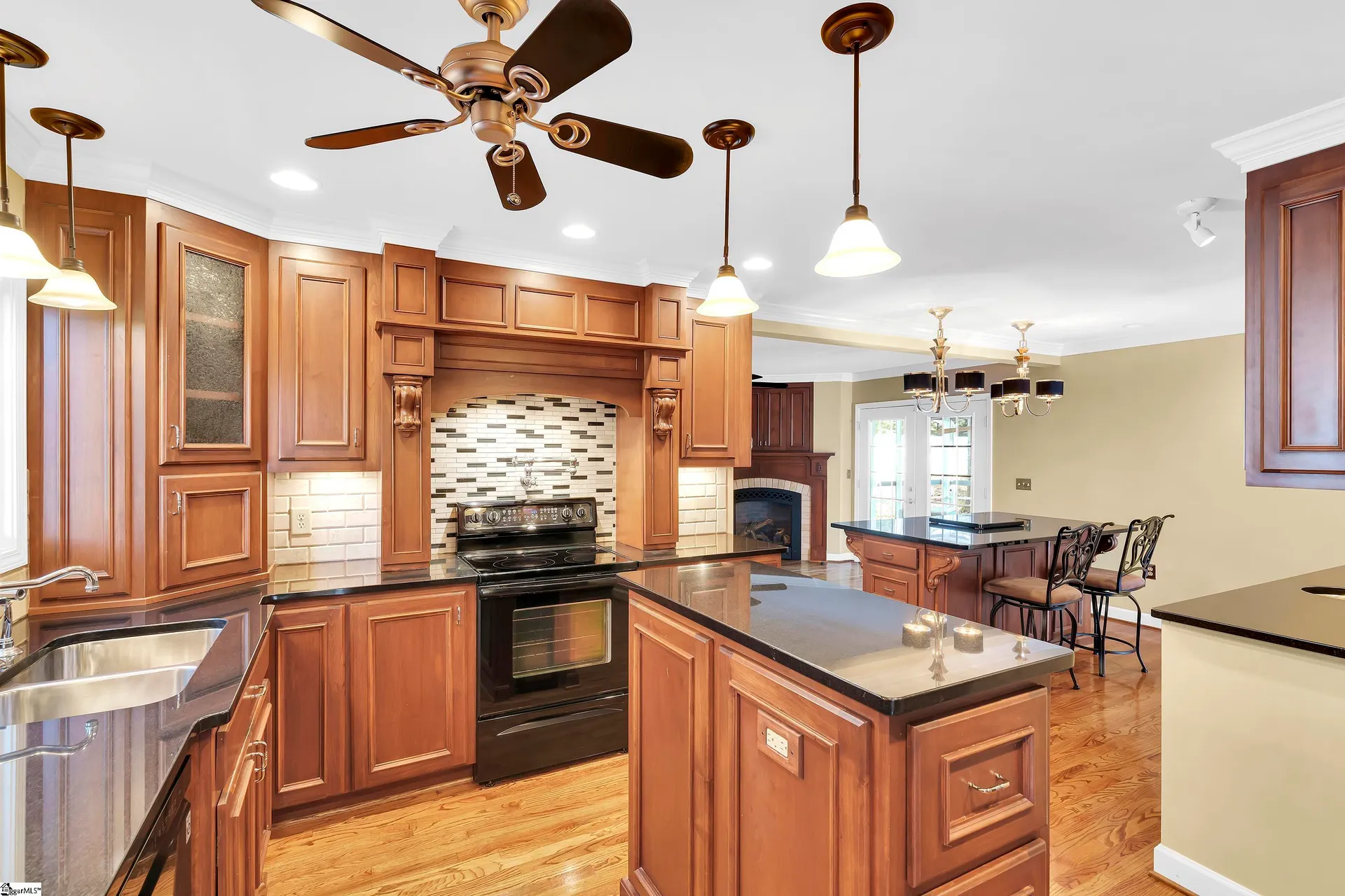 Property image 3 at 304 Bethel Way, Simpsonville, SC 29681