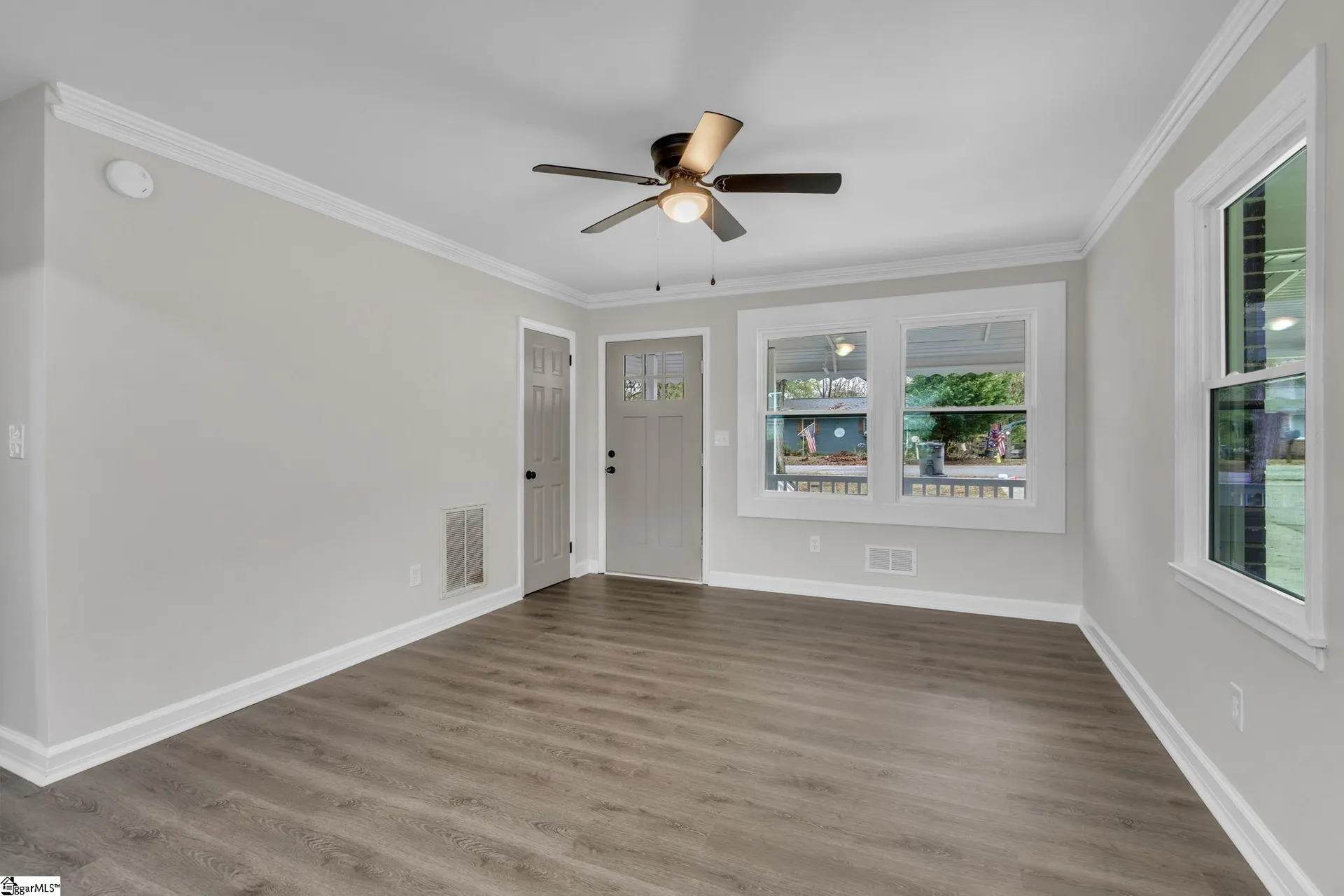 Property image 4 at 208 Derwood Circle, Greenville, SC 29617