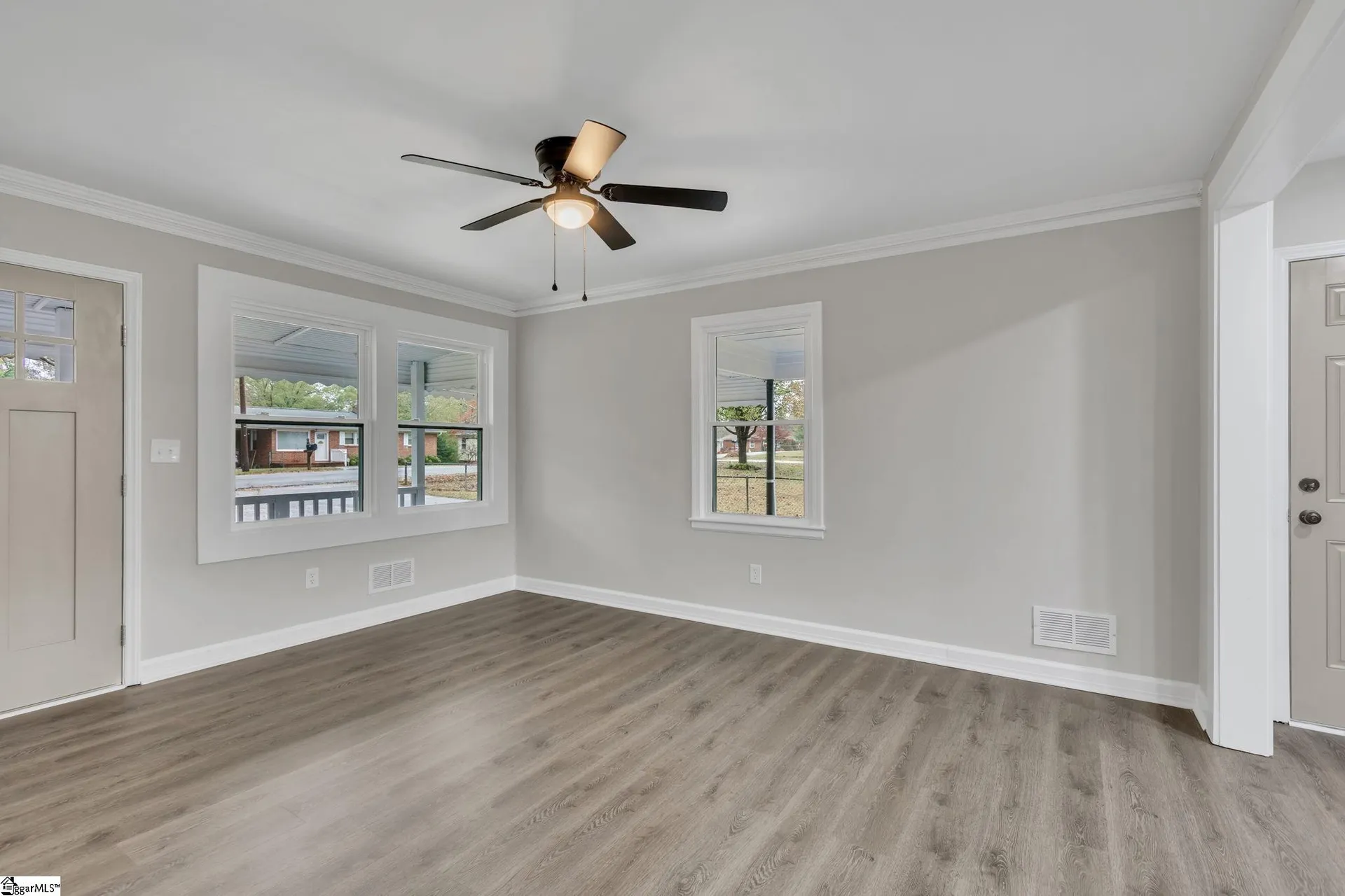 Property image 5 at 208 Derwood Circle, Greenville, SC 29617