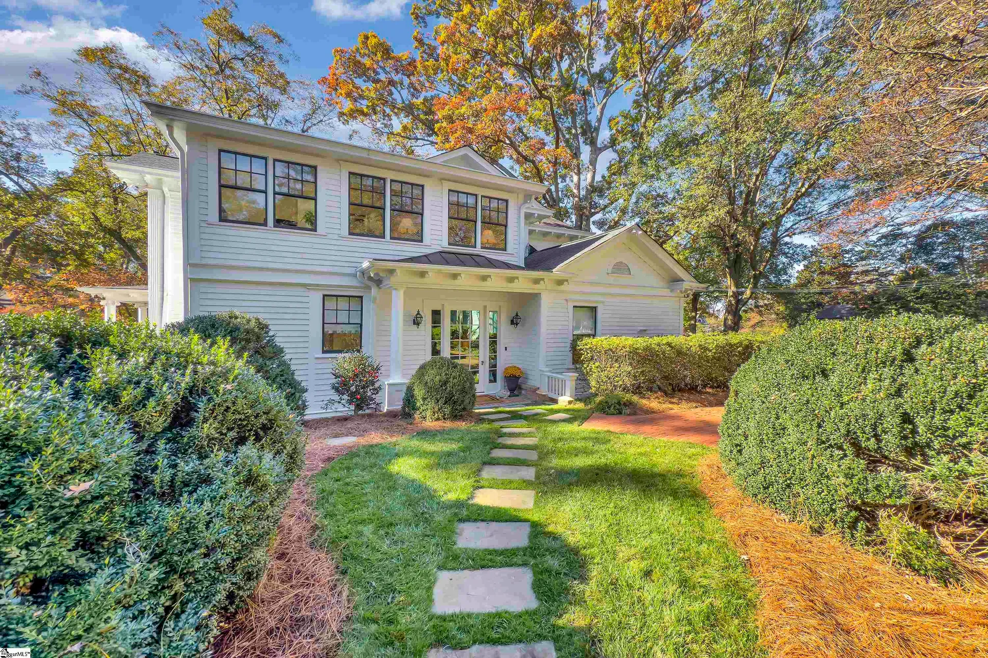 Property image 4 at 409 Mcdaniel Avenue, Greenville, SC 29601