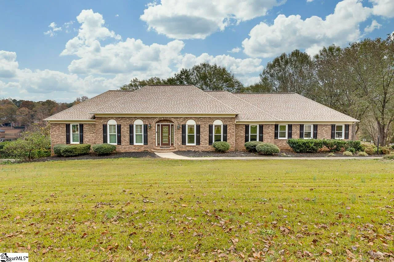 Property image 2 at 206 W Killarney Lake, Moore, SC 29369