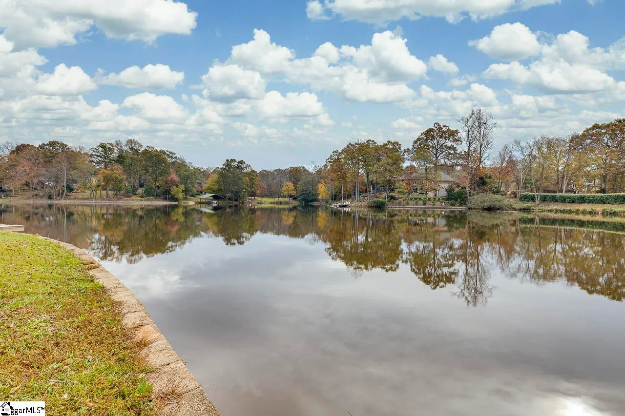 Property image 3 at 206 W Killarney Lake, Moore, SC 29369