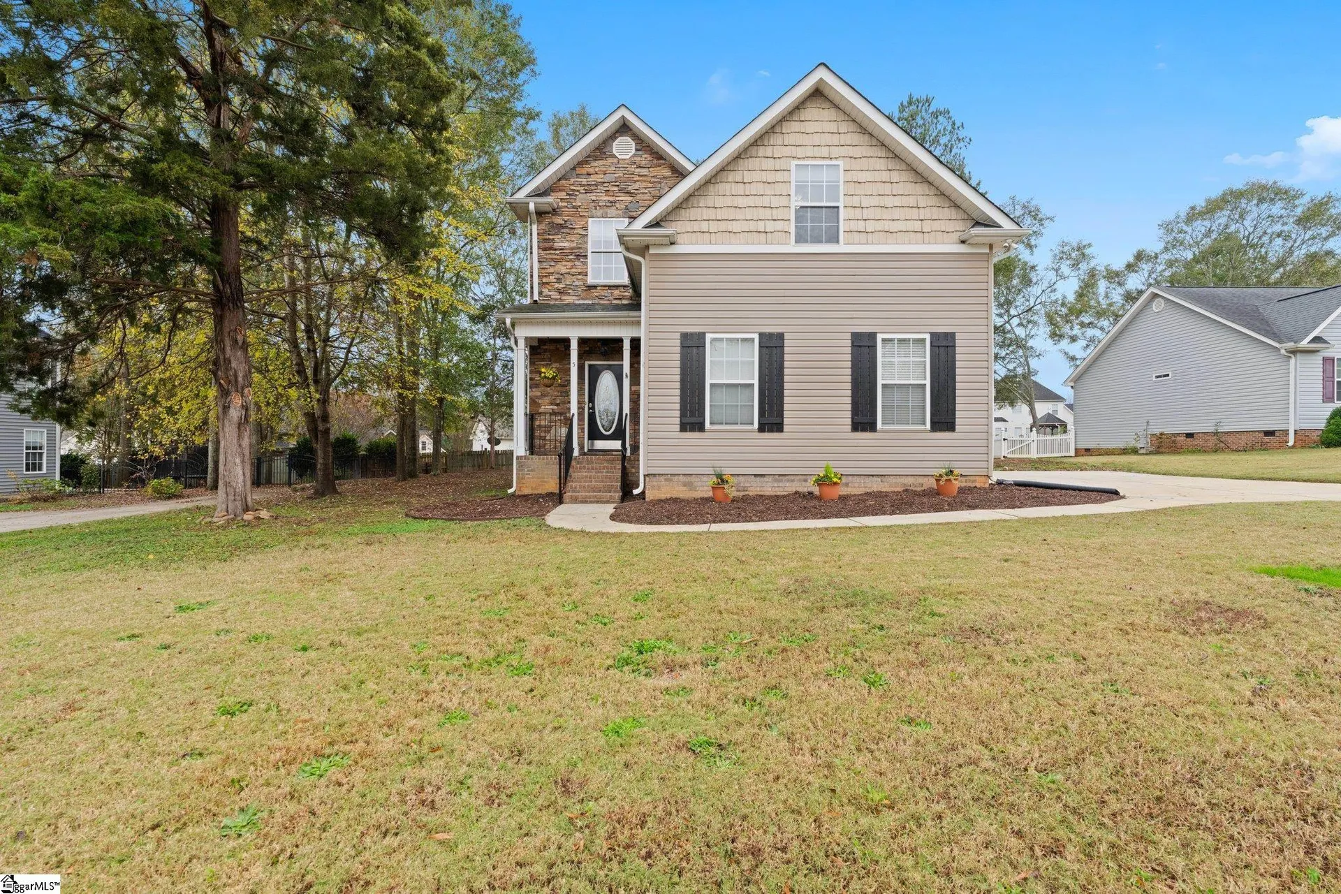 5 Manorwood Court