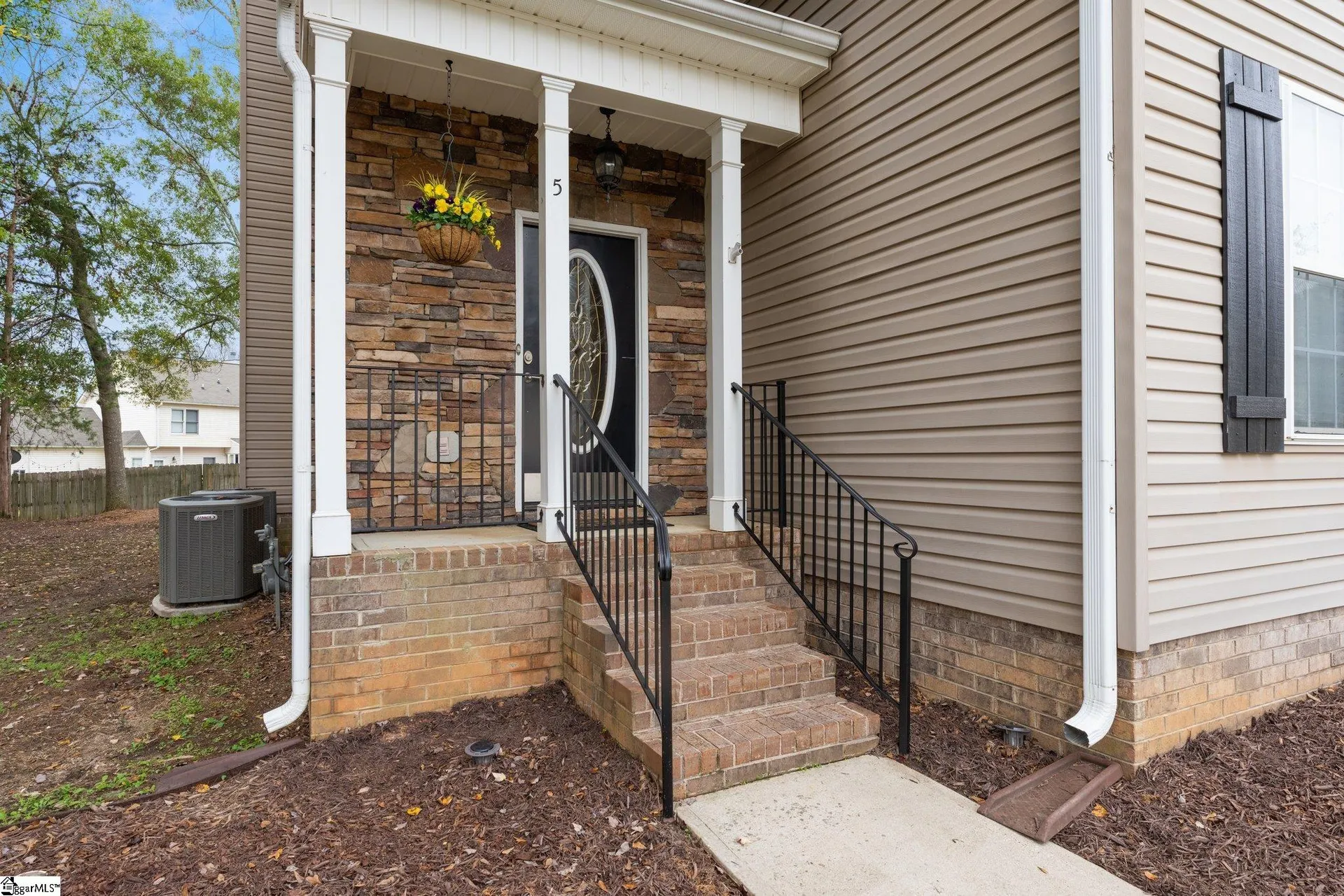 Property image 3 at 5 Manorwood Court, Simpsonville, SC 29681