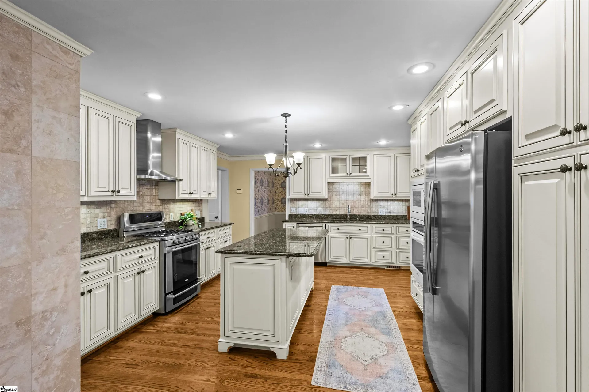Property image 3 at 115 W Queen Ann Road, Greenville, SC 29615