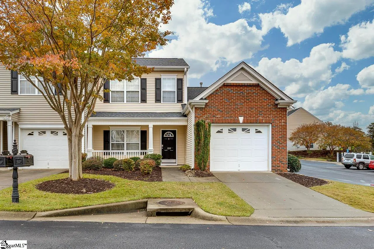 100 Pine Walk Drive