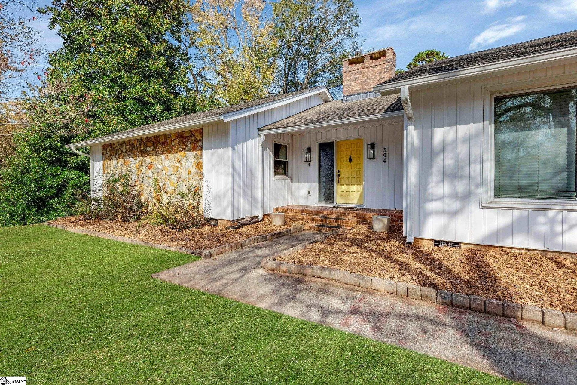 304 Huntington Road