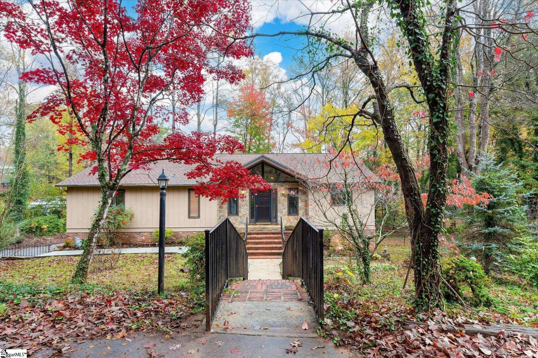 Property image 2 at 14 Tamarack Trail, Greenville, SC 29609