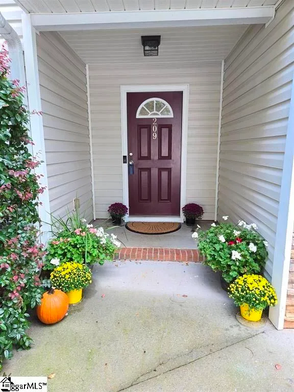 Property image 3 at 209 Hawthorne Creek Court, Simpsonville, SC 29681