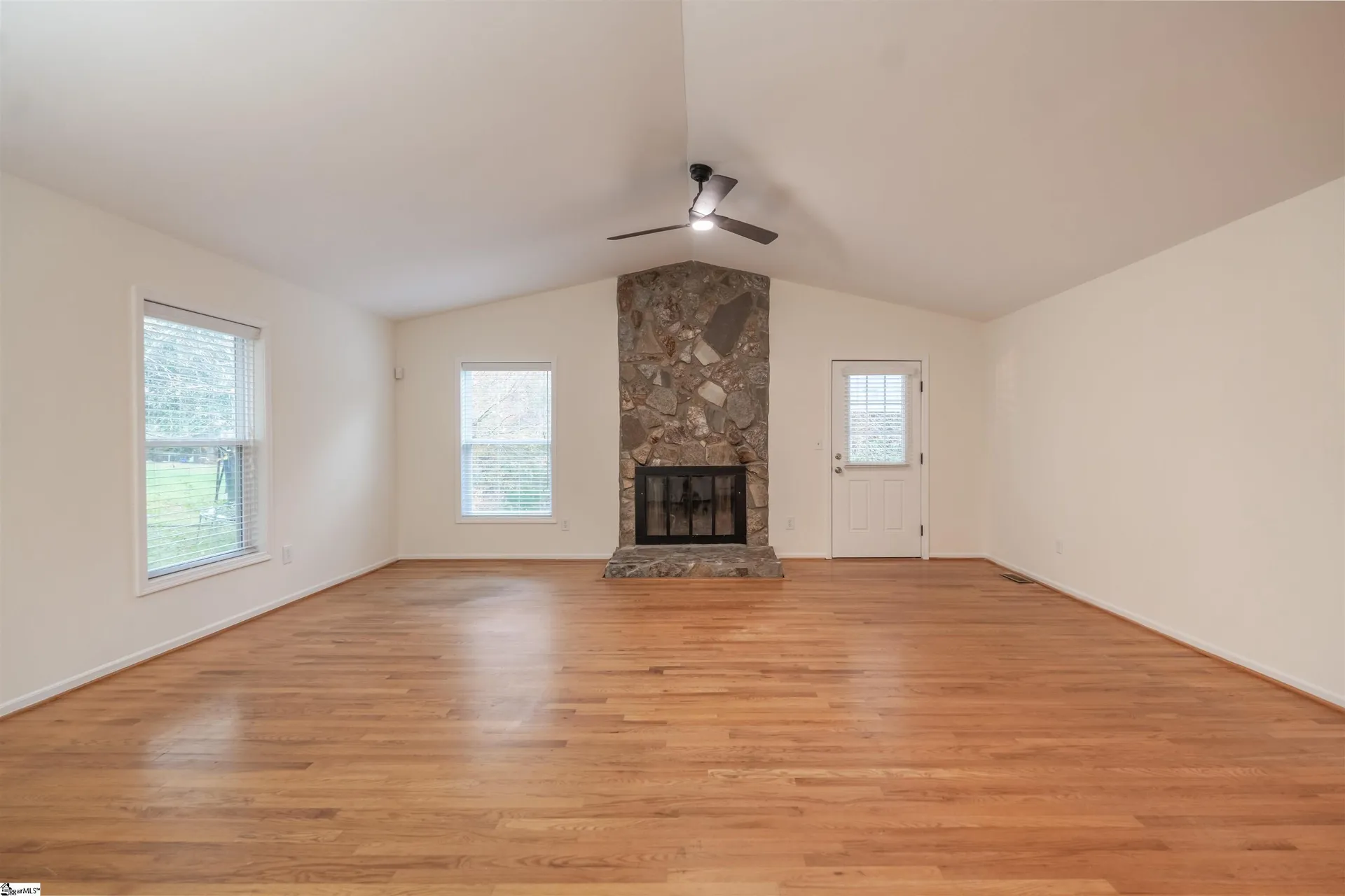 Property image 3 at 100 Hunters Trail, Greenville, SC 29615