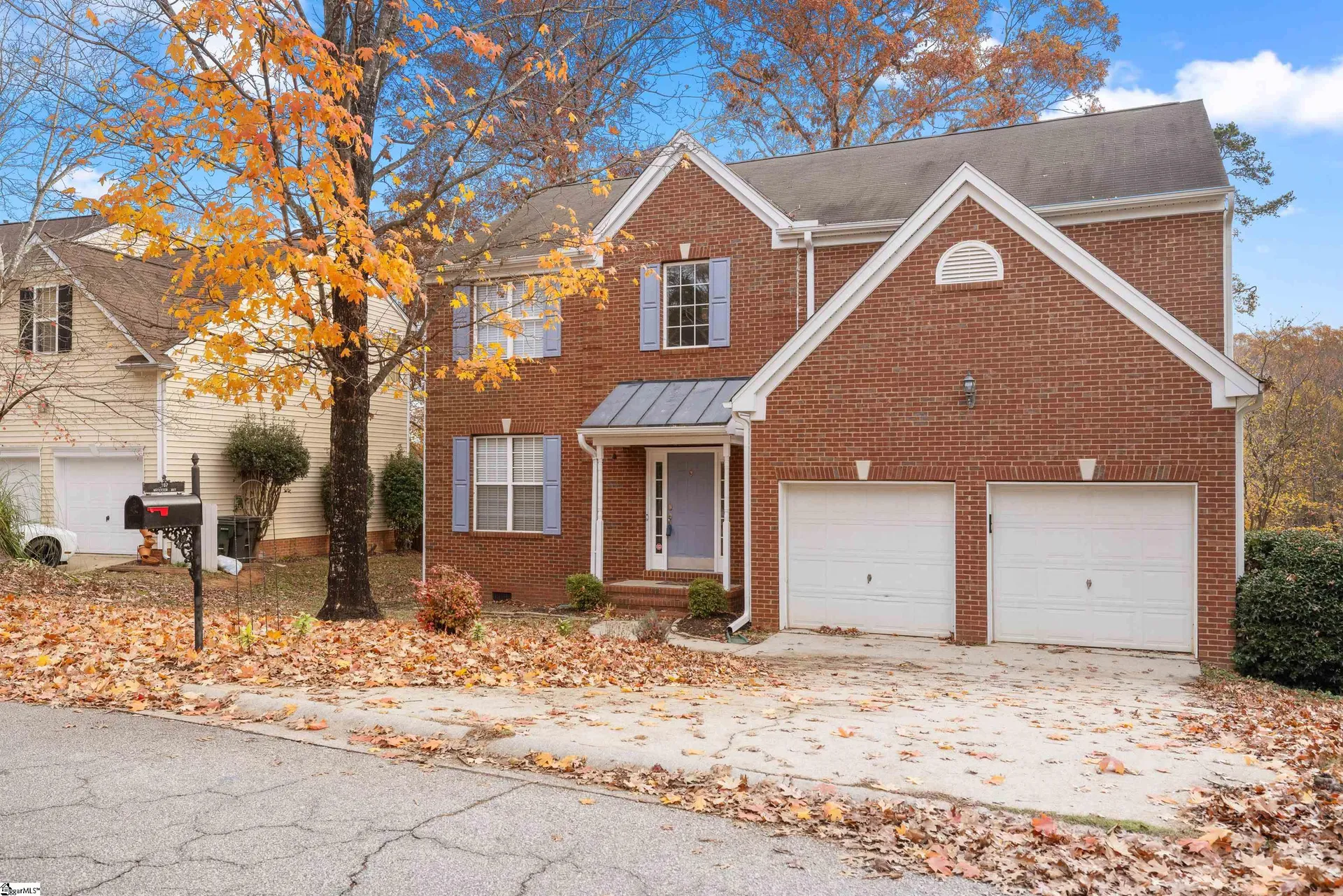 107 Waterton Way
